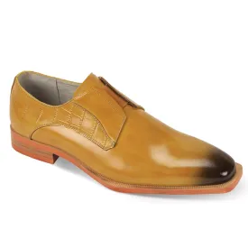 Giovani Slip on pointed Toe Shoes