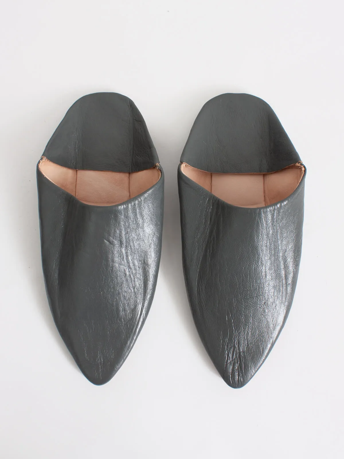 Moroccan Classic Pointed Babouche Slippers, Charcoal