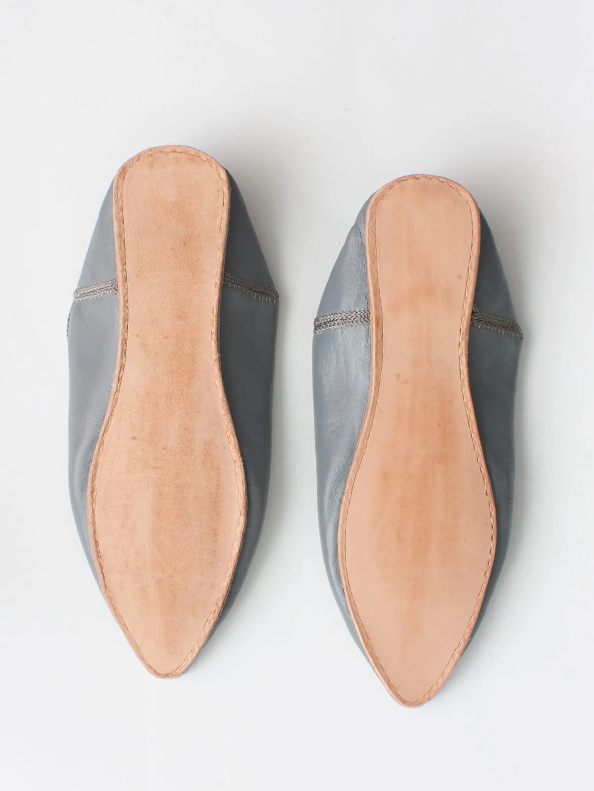 Moroccan Plain Pointed Babouche Slippers, Grey