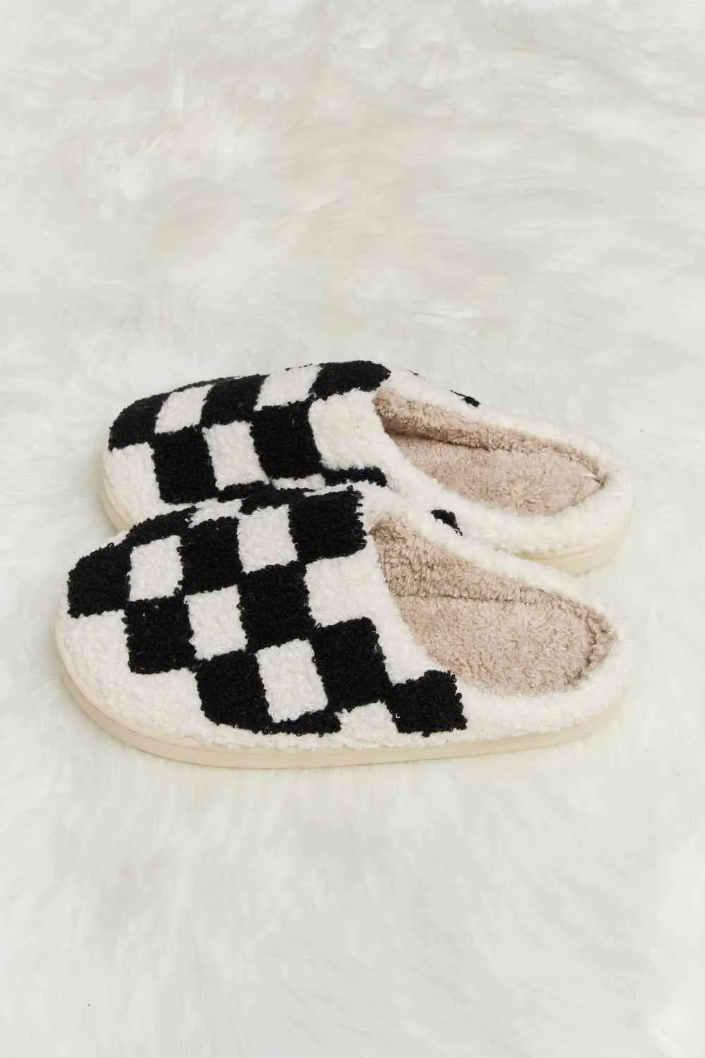 TEEK - Melody Checkered Plush Slippers