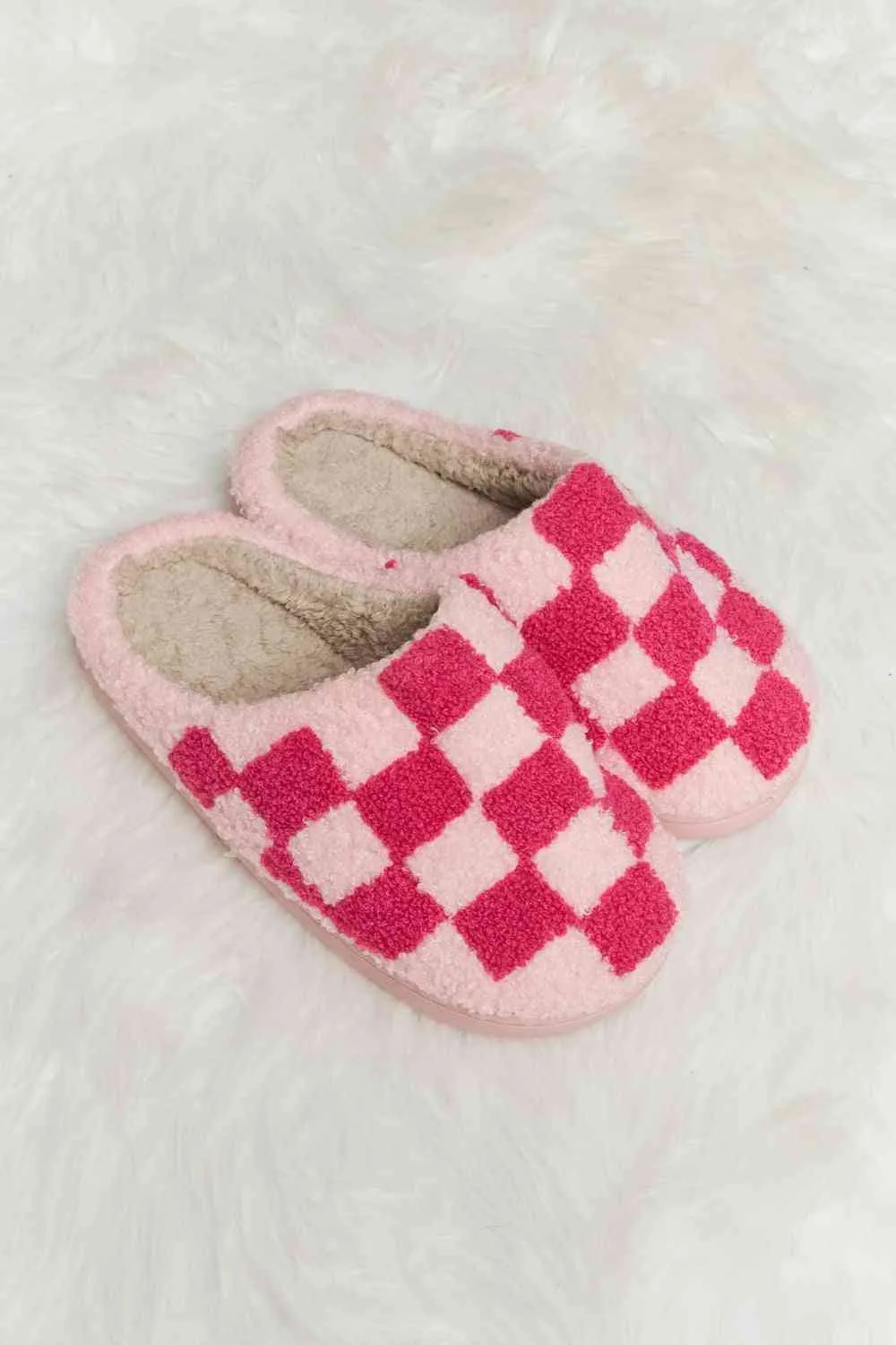 TEEK - Melody Checkered Plush Slippers