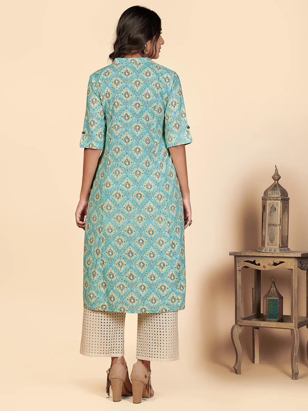 Women'S Printed A-Line Cotton Sky Blue Stitched Kurta With Multiple Slit