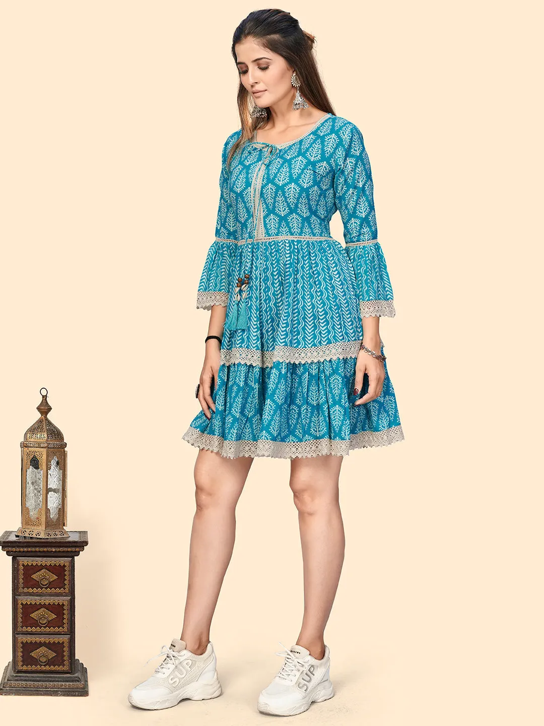 Women'S Printed & Lace Border A-Line Cotton Sky Blue Stitched Dress